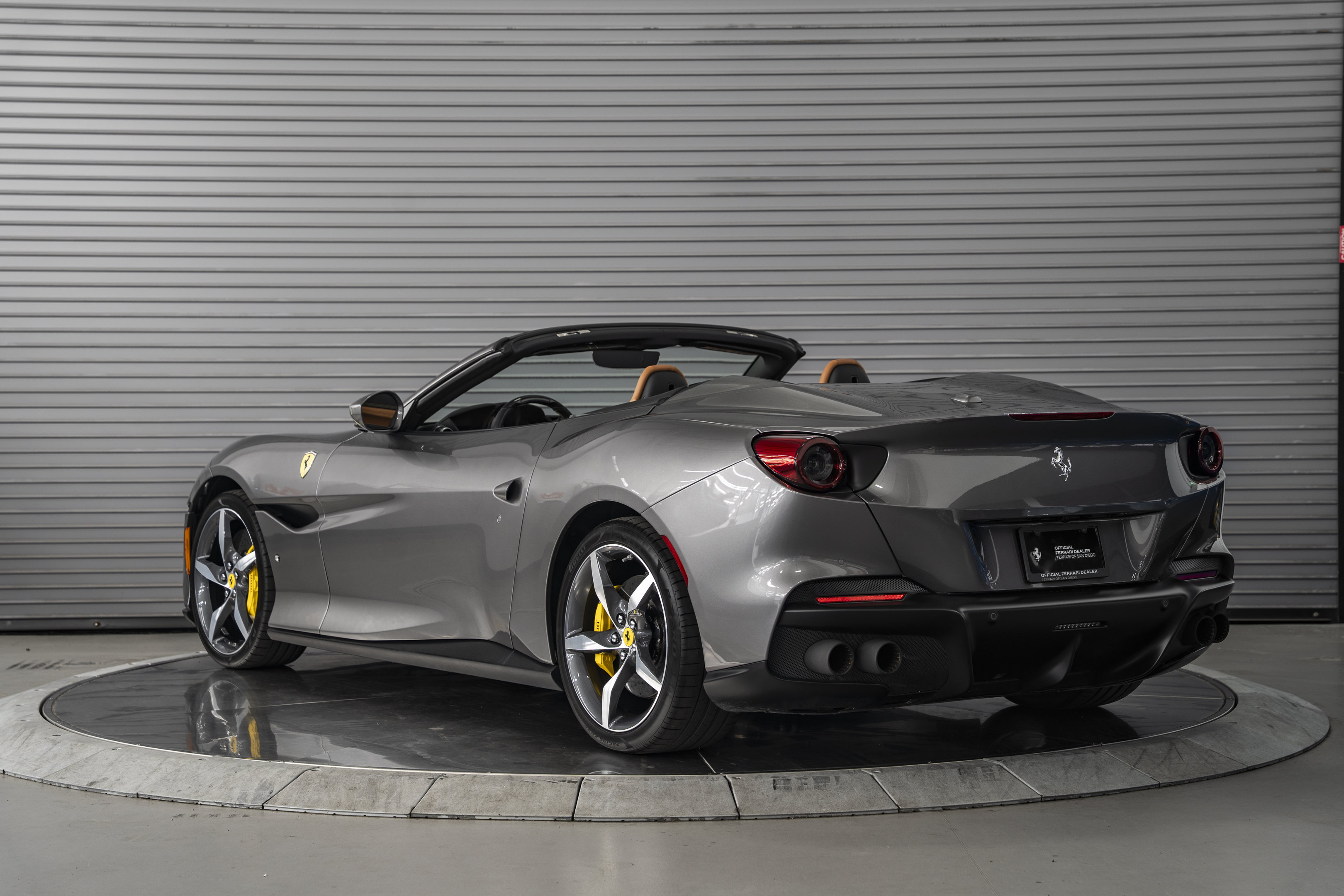 Used 2022 Ferrari Portofino M RWD image 3