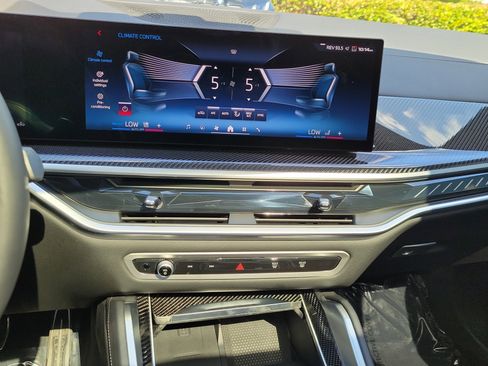 Certified 2025 BMW X6 M60i AWD/4WD image 28