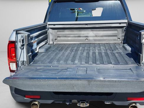 Used 2023 Honda Ridgeline Sport image 16
