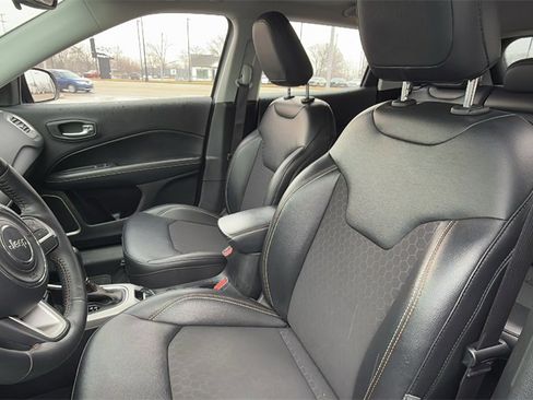 Used 2019 Jeep Compass Latitude w/ Cold Weather Group image 21