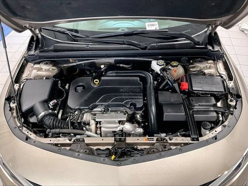 Used 2024 Chevrolet Malibu LT FWD image 29