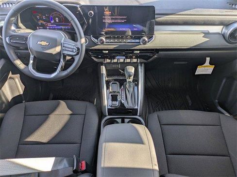 New 2026 Chevrolet Colorado LT image 17