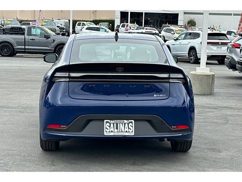 New 2026 Toyota Prius Plug-In Hybrid FWD image 5