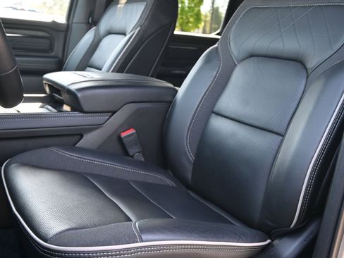 Used 2025 RAM 1500 Limited image 19