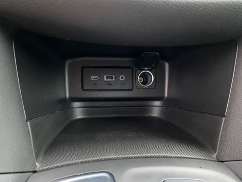 Used 2022 Chevrolet Equinox LT image 24