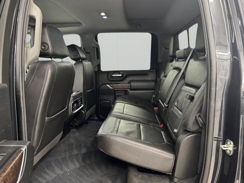 Used 2020 GMC Sierra 2500 Denali w/ Denali Ultimate Package AWD/4WD image 17