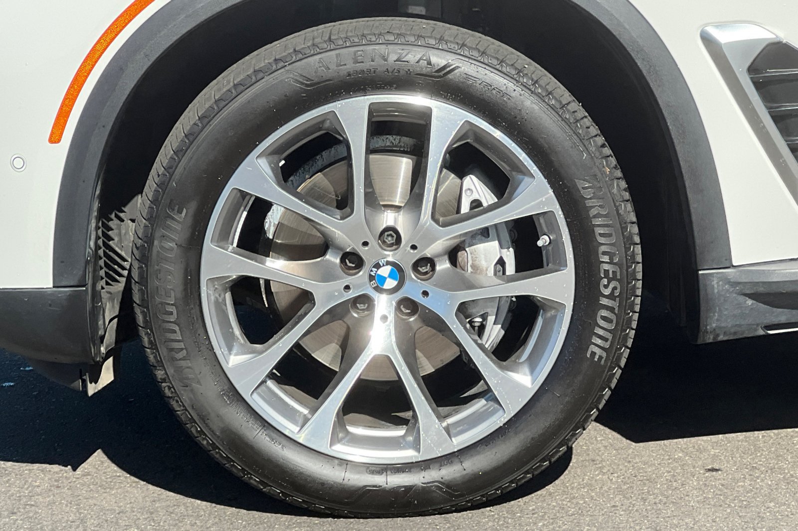 Used 2026 BMW X5 xDrive40i AWD/4WD image 43
