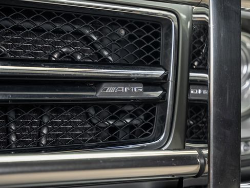 Used 2015 Mercedes-Benz G 63 AMG 4MATIC image 12