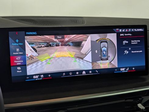 Used 2025 BMW X7 M60i AWD/4WD image 33