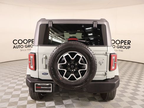 Used 2024 Ford Bronco Outer Banks AWD/4WD image 22