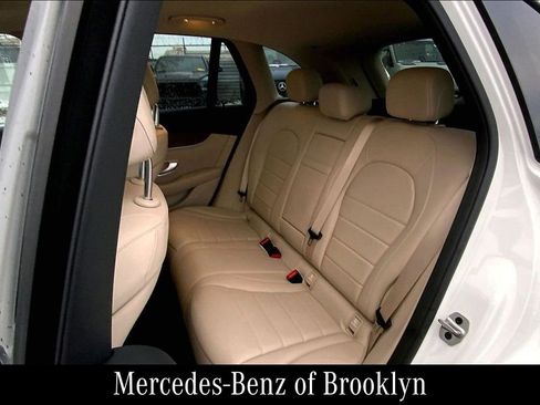 Certified 2021 Mercedes-Benz GLC 300 4MATIC image 22