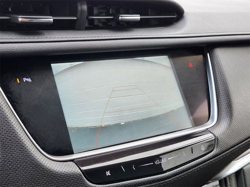 Used 2019 Cadillac XT5 Luxury image 20