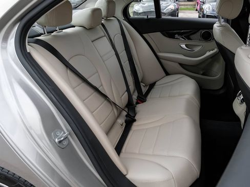 Used 2019 Mercedes-Benz C 300 Sedan image 33