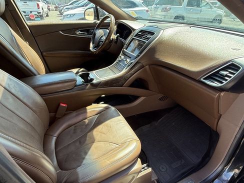 Used 2018 Lincoln MKX Reserve w/ Cargo Utility Package AWD/4WD image 13