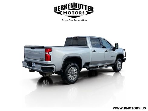 Used 2020 Chevrolet Silverado 3500 High Country w/ LPO, Hitch Package image 3