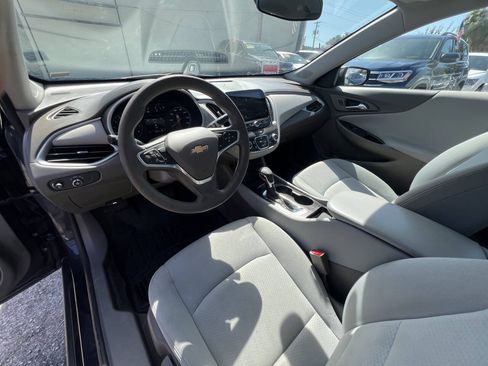 Used 2022 Chevrolet Malibu LS FWD image 16