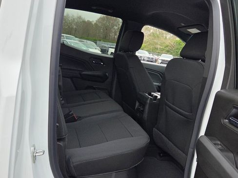 New 2026 GMC Canyon Elevation image 12