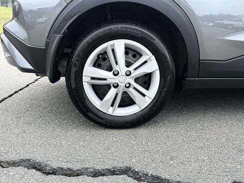 Certified 2024 Nissan Kicks S FWD image 13