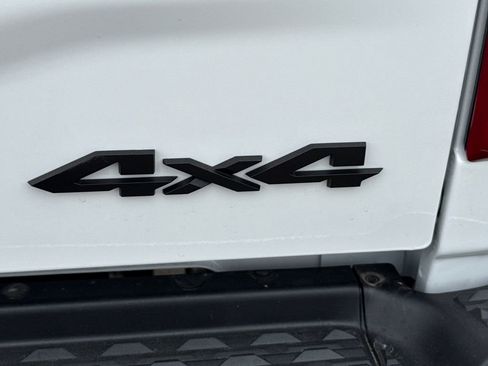 New 2026 RAM 2500 Laramie w/ Night Edition AWD/4WD image 11