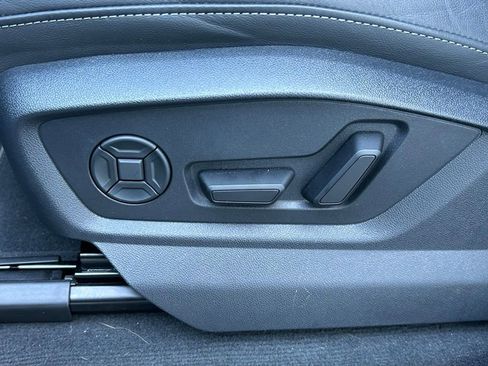 Used 2025 Audi Q7 3.0T Premium w/ Convenience Package image 22