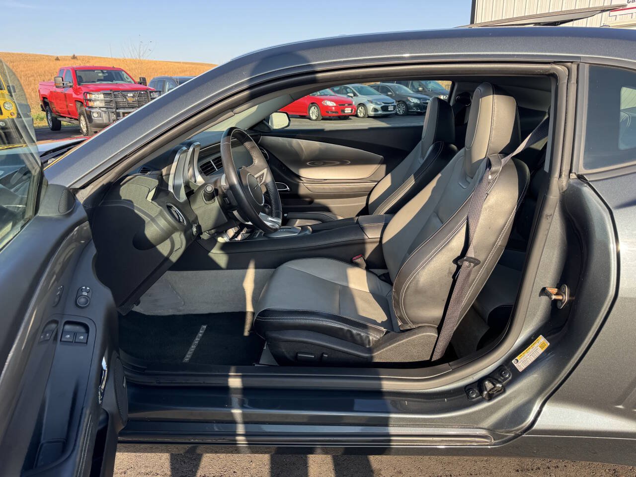 Used 2010 Chevrolet Camaro LT RWD image 12