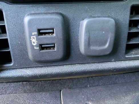 Used 2019 Chevrolet Silverado 1500 LT w/ All-Star Edition image 32