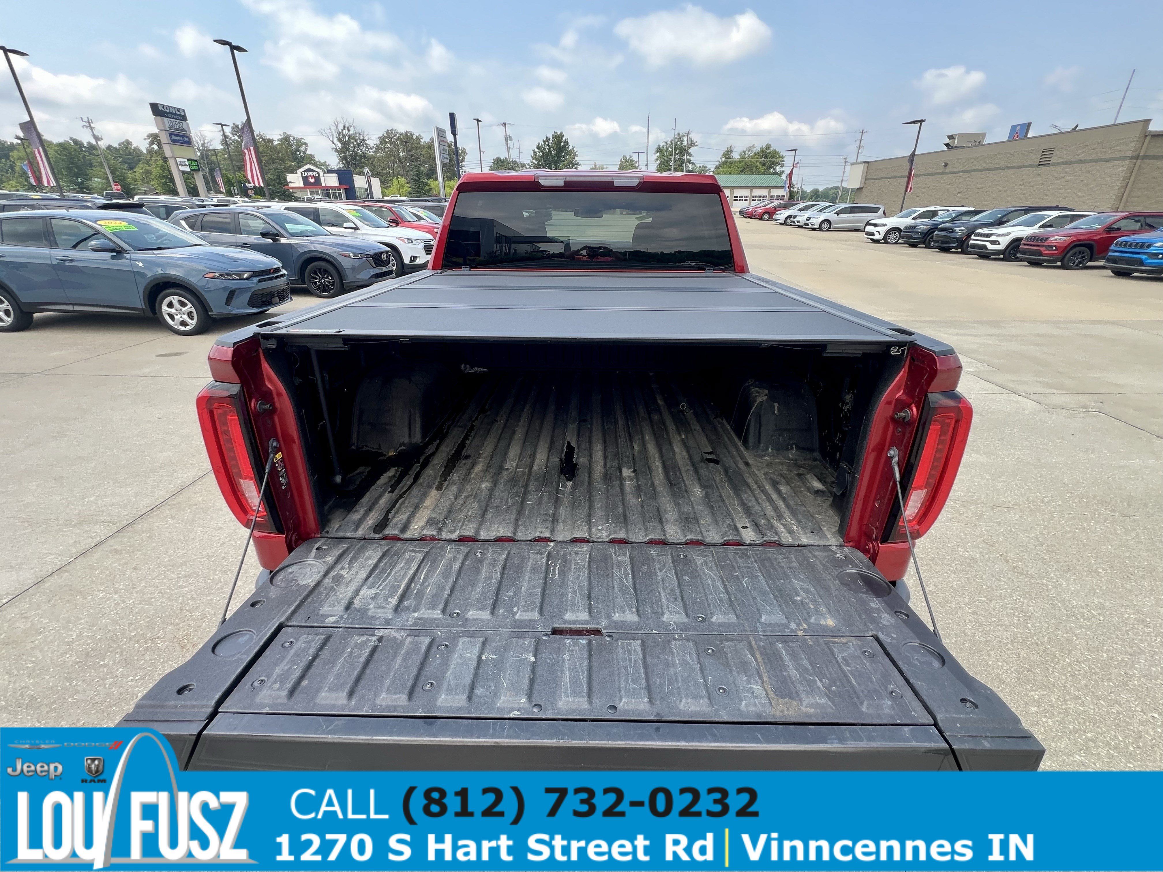 Used 2022 GMC Sierra 1500 SLT AWD/4WD image 17