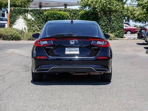 Used 2022 Honda Civic Sport image 4