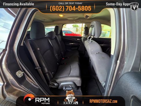 Used 2018 Dodge Journey SXT w/ Connectivity Group image 12