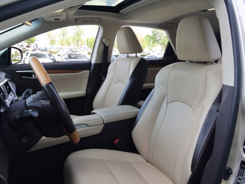 Used 2019 Lexus RX 350 FWD w/ Premium Package image 33