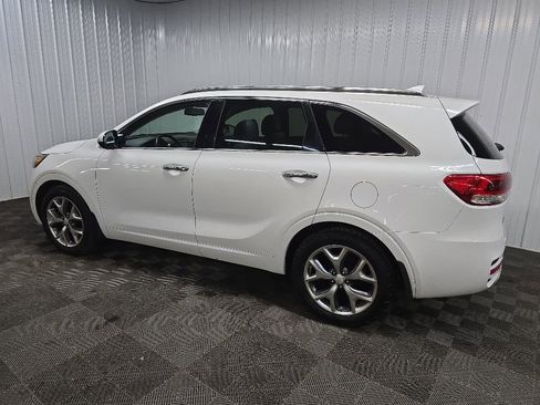 Used 2017 Kia Sorento SX FWD image 4