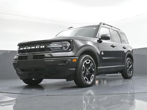 Used 2023 Ford Bronco Sport Outer Banks w/ Tech Package AWD/4WD image 30