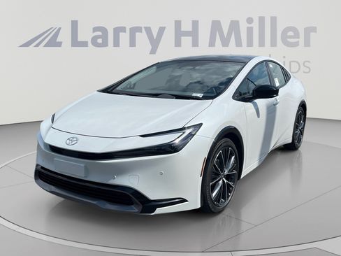 New 2026 Toyota Prius Limited FWD image 1