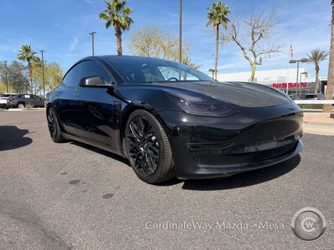 Used 2020 Tesla Model 3 Performance image 2