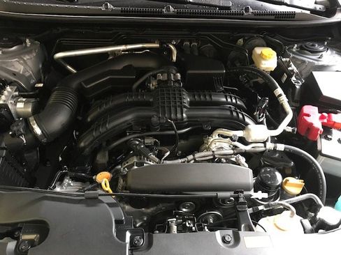 Certified 2024 Subaru Crosstrek 2.0i image 10