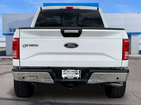 Used 2017 Ford F150 XLT w/ Equipment Group 302A Luxury image 4