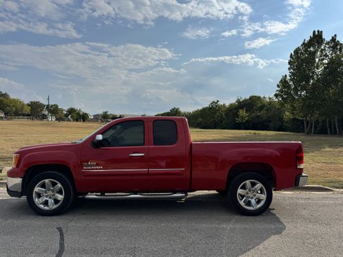 Used 2013 GMC Sierra 1500 SLE image 1