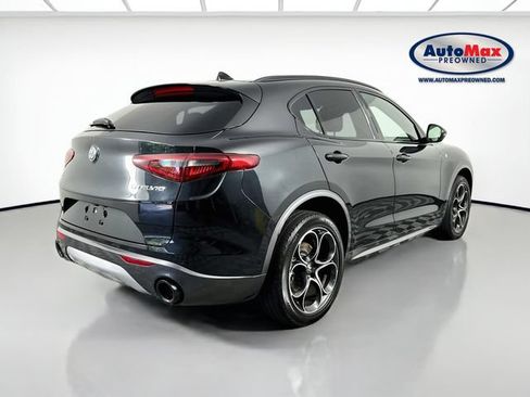 Used 2023 Alfa Romeo Stelvio Ti AWD/4WD image 2