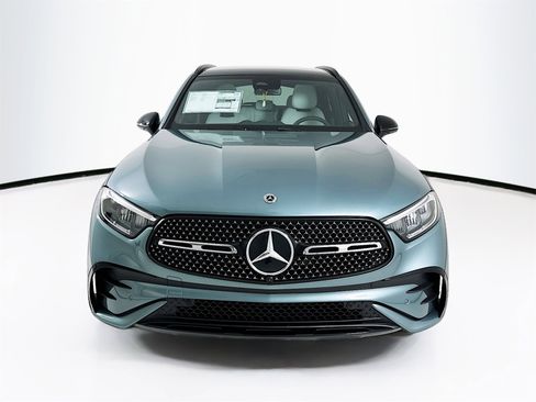 New 2026 Mercedes-Benz GLC 300 image 2