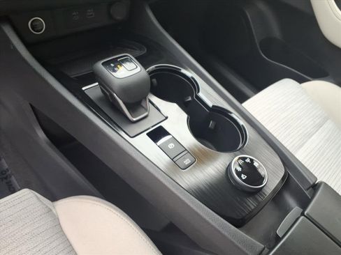 Used 2023 Nissan Rogue SV image 22