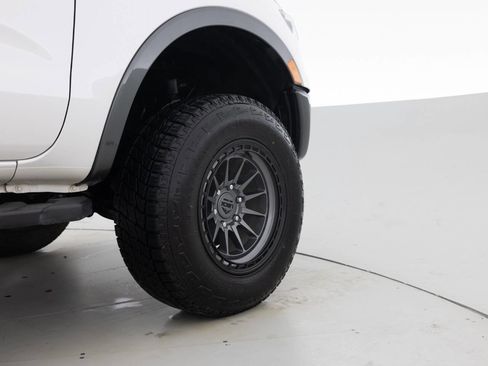 Used 2019 Ford Ranger Lariat w/ Equipment Group 501A Mid image 18