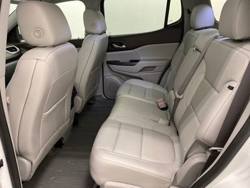 Used 2021 GMC Acadia SLT w/ Preferred Package image 32