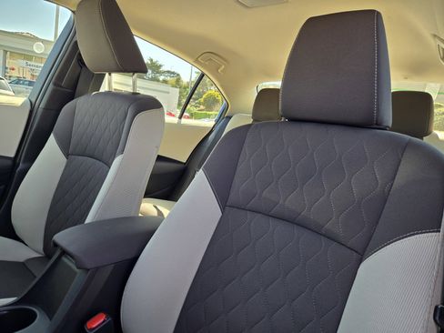 Used 2023 Toyota Corolla LE image 15