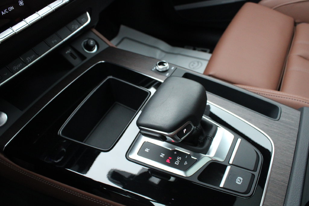 Used 2025 Audi Q5 2.0T Premium Plus AWD/4WD image 19