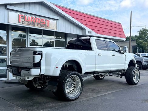Used 2022 Ford F450 Platinum w/ FX4 Off-Road Package AWD/4WD image 3