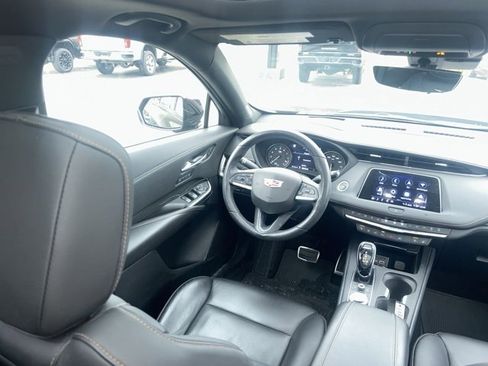Used 2020 Cadillac XT4 Sport image 38