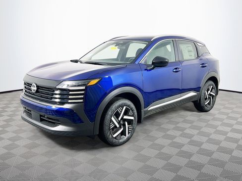New 2026 Nissan Kicks SV FWD image 2