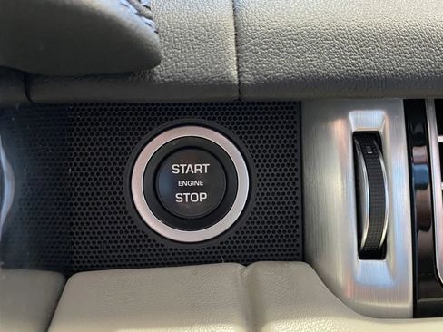 Used 2018 Land Rover Range Rover Long Wheelbase Supercharged image 18