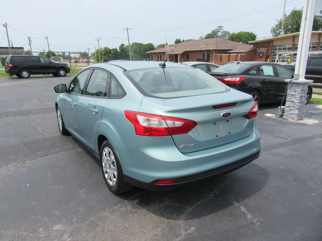 Used 2012 Ford Focus SE FWD image 7