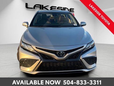 Used 2023 Toyota Camry XSE image 9